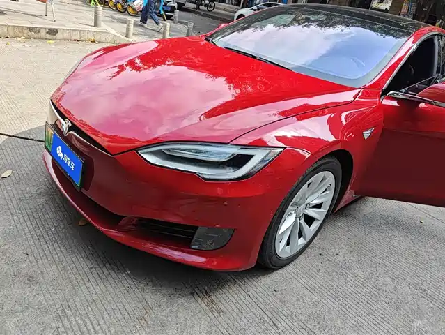 Tesla Model S Model S 2017 Model S 75d Standard Range Edition — фото