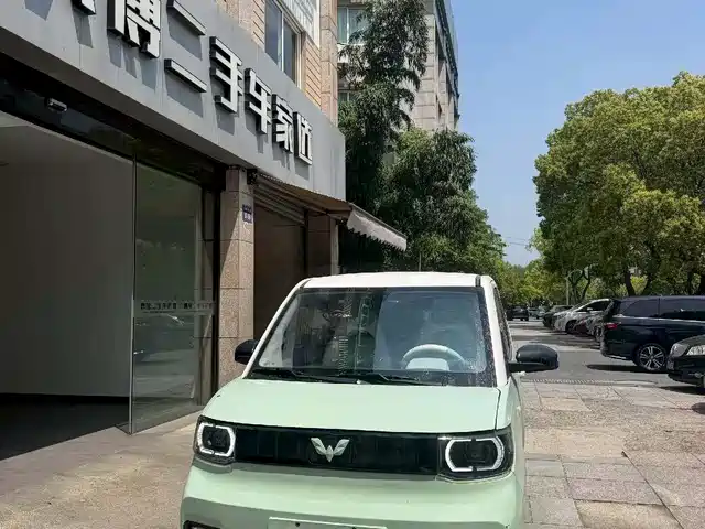 Wuling Motors Hongguang Miniev Hongguang Miniev 2021 Macaron Sandwich Model 120km Lithium Iron Phosphate — фото