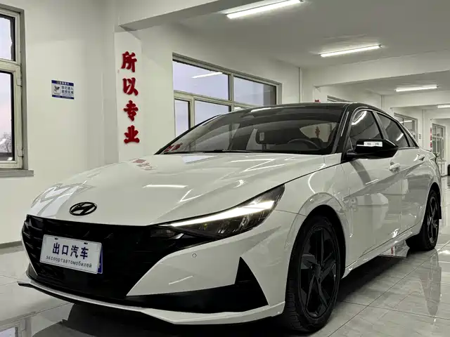 Hyundai Elantra Elantra 2022 1.5l Cvt 20th Anniversary Model — фото