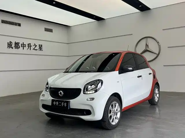 Smart Smartforfour Smart Forfour 2016 1.0l 52kw Smart Version — фото