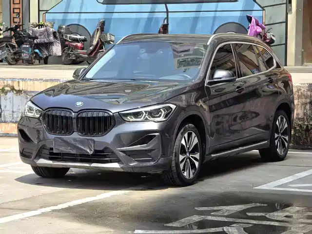 Bmw Bmw X1 Bmw X1 2021 Sdrive20li Fashion Model — фото