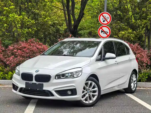 Bmw Bmw 2 Series Station Wagon Bmw 2 Series Touring 2016 220i Leading Model — фото