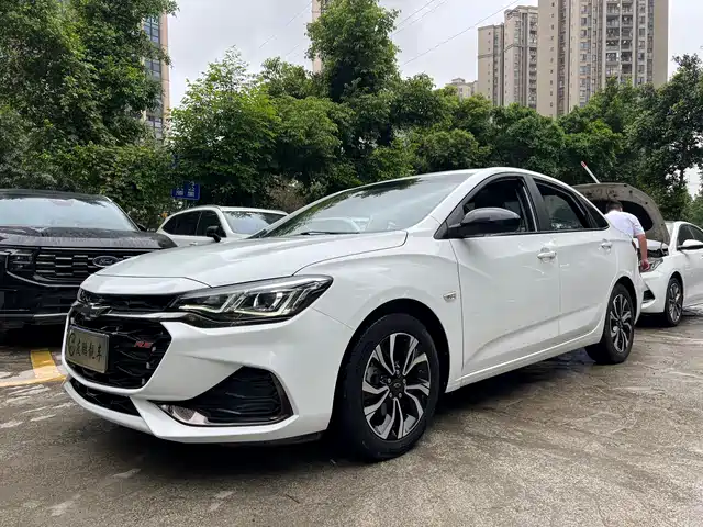 Chevrolet Cruze Cruze 2020 Mild Hybrid Rs 330t Automatic Smooth Version — фото
