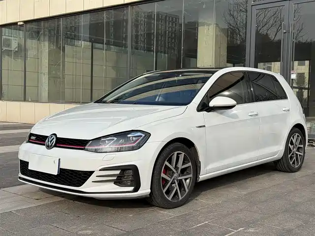 Volkswagen Golf Golf 2019 280tsi Dsg Luxury Model National V — фото
