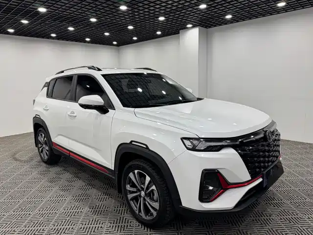 Chang'An Changan Cs35plus Changan Cs35plus 2023 Enjoy Edition 1.4t Dct Luxury Model — фото