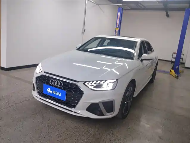 Audi Audi A4l Audi A4l 2022 40 Tfsi Fashionable And Dynamic — фото