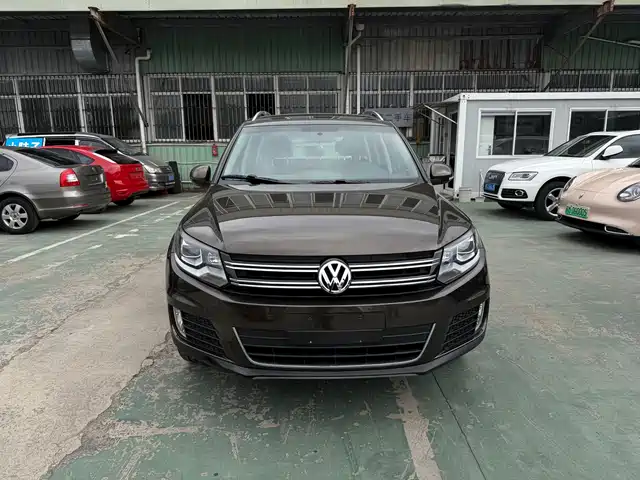 Volkswagen Tiguan Tiguan 2013 1.8tsi Automatic Two-Wheel Drive Luxury Model — фото