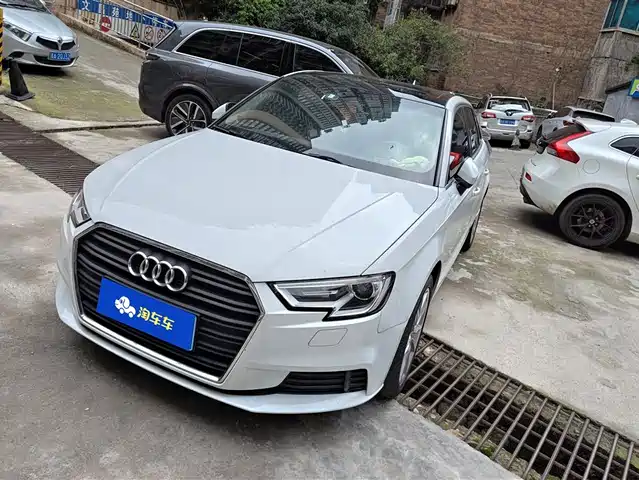 Audi Audi A3 Audi A3 2018 30th Anniversary Model Sportback 35 Tfsi Enterprising — фото