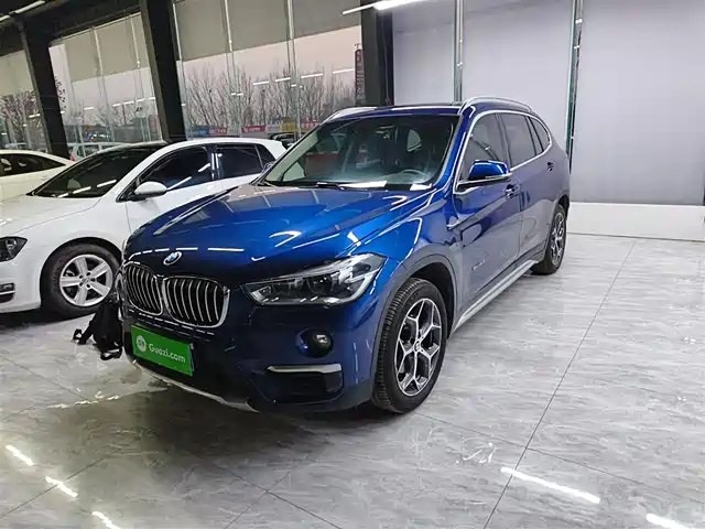 Bmw Bmw X1 Bmw X1 2018 Sdrive18li Exclusive Model — фото