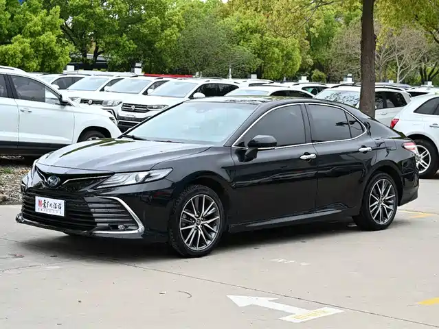 Toyota Camry Camry 2021 Shuangqing 2.5hg Deluxe Edition — фото