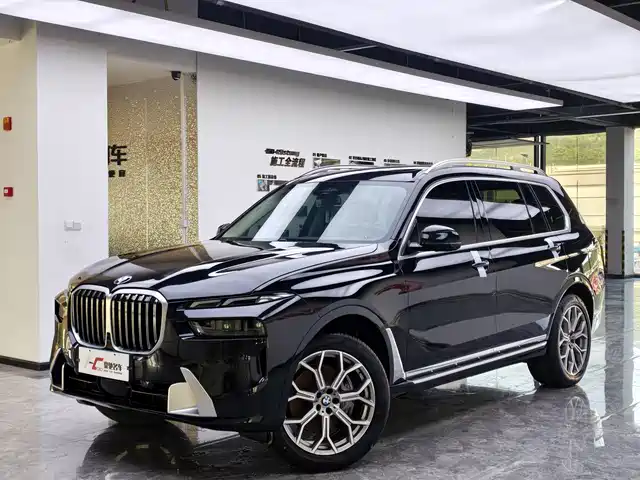 Bmw Bmw X7 Bmw X7 2023 Xdrive40i Leading Luxury Package — фото