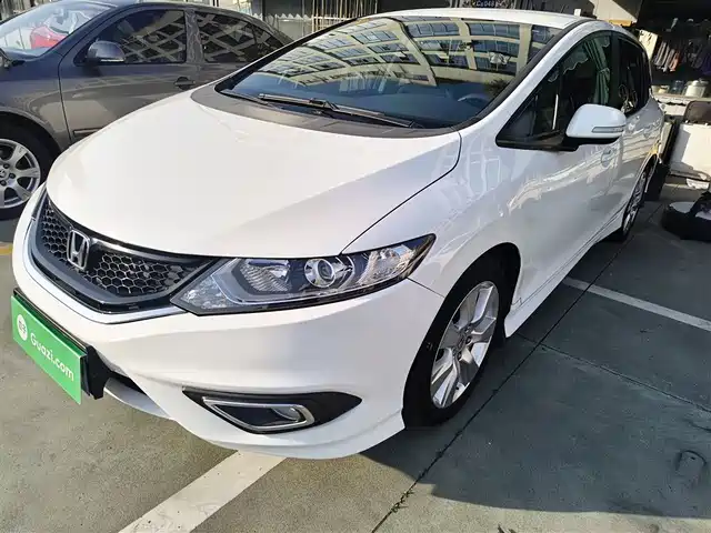 Honda Jed Jade 2013 1.8l Automatic Comfort Version 5 Seats — фото