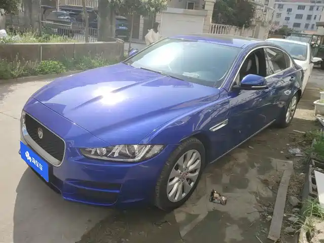 Jaguar Jaguar Xel Jaguar Xel 2019 2.0t 200ps Elite Edition — фото