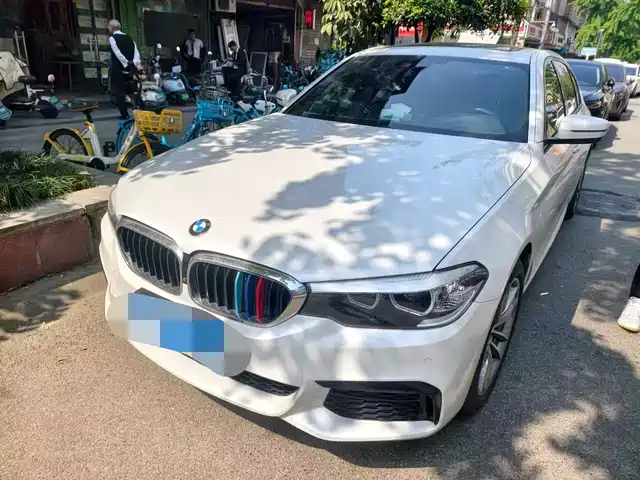 Bmw Bmw 5 Series Bmw 5 Series 2019 Facelift 525li M Sports Package — фото