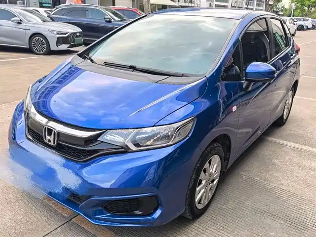Honda Fit Fit 2018 1.5l Cvt Comfort Edition — фото