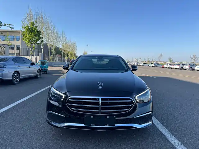Mercedes-Benz Mercedes-Benz E-Class Mercedes-Benz E-Class 2022 Facelift E 300 L Sports Luxury Model — фото