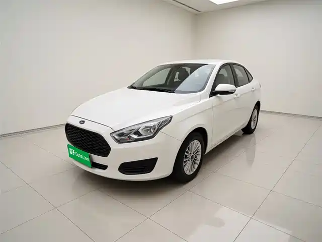 Ford Forrest Escort 2017 Facelift 1.5l Automatic Comfort Model — фото