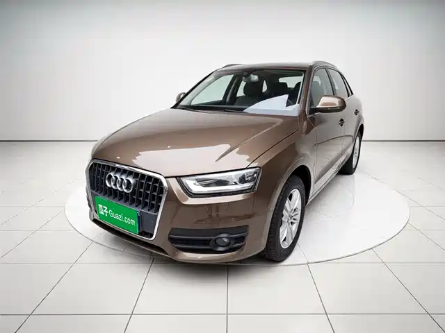 Audi Audi Q3 Audi Q3 2015 35 Tfsi Comfort Type — фото