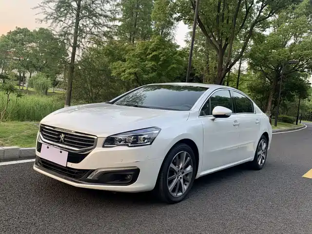 Peugeot Peugeot 508 Peugeot 508 2015 2.0l Automatic Premium Edition — фото