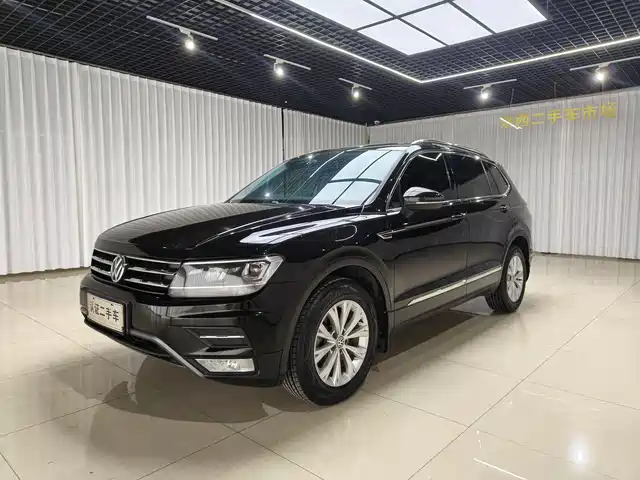 Volkswagen Tiguan L Tiguan L 2017 330tsi Automatic Two-Wheel Drive Fashion Version — фото