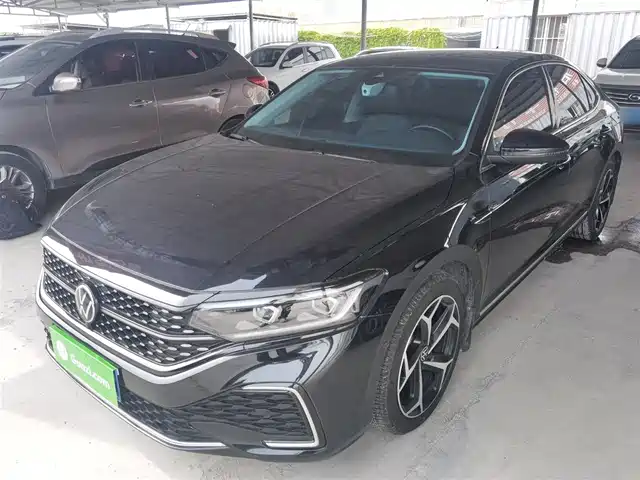 Volkswagen Passat Passat 2023 Facelift 330tsi Starry Sky Deluxe Edition — фото