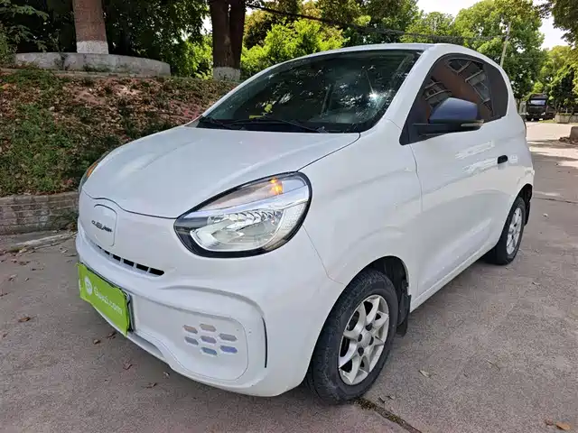 Roewe Clever Clever 2022 311km Yuanqi Bobo Edition — фото