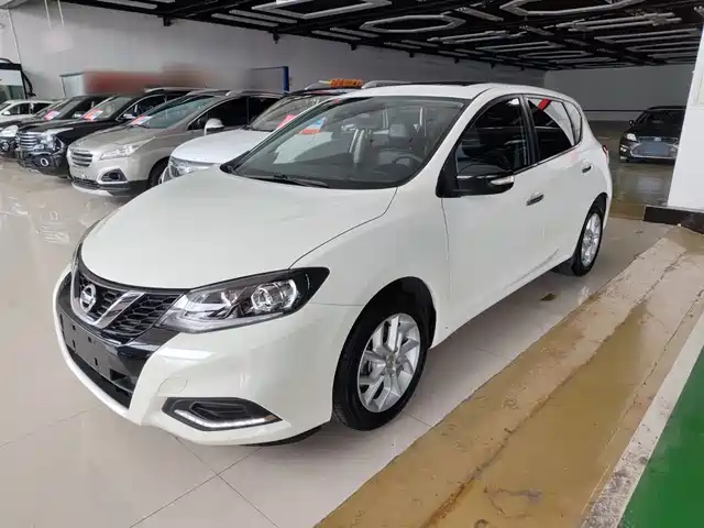 Nissan Tiida Tiida 2021 1.6l Cvt Smart Travel Edition — фото