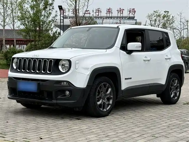 Jeep Freeman Liberty 2018 Internet Large Screen Version 180t Automatic Kinetic Version+ — фото