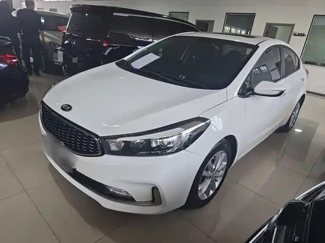 Kia Kia K3 Kia K3 2016 1.6l Automatic Gls — фото