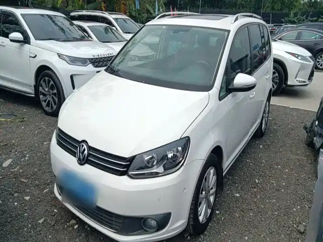 Volkswagen Touran Touran 2013 1.4T DSG Smart Edition 7 seats — фото