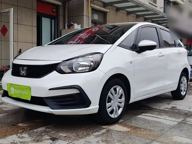 Honda Fit Fit 2023 1.5l Cvt Trendy Edition — фото