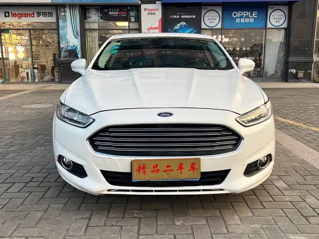 Ford Mondeo Mondeo 2013 1.5l Gtdi180 Fashion Model — фото