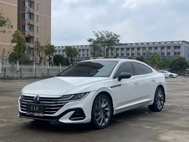 Volkswagen Faw-Volkswagen Cc Faw-Volkswagen Cc 2024 380tsi Eye-Catching Version — фото