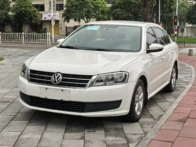 Volkswagen Lavida Lavida 2015 1.6l Automatic Fashion Version — фото