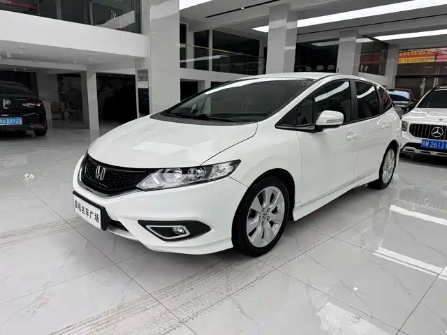 Honda Jed Jade 2013 1.8l Automatic Comfort Version 5 Seats — фото