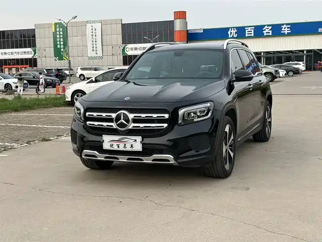 Mercedes-Benz Mercedes-Benz Glb Mercedes-Benz Glb 2022 Facelift Glb 200 Fashion Model — фото