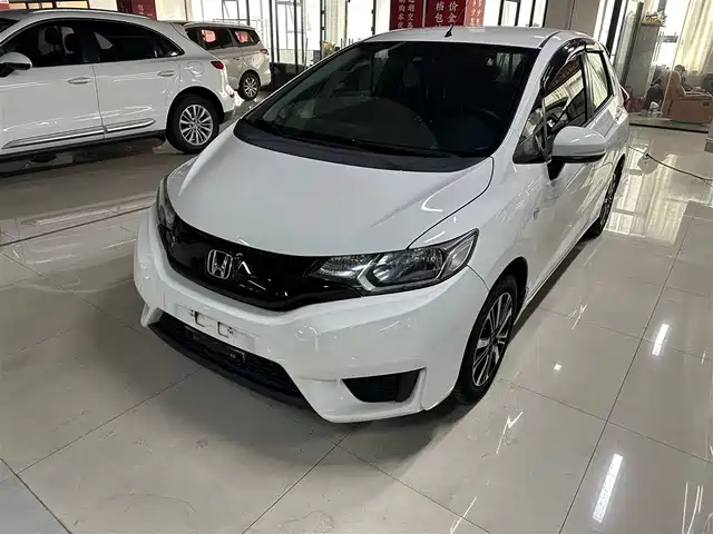 Honda Fit Fit 2014 1.5l Lx Cvt Comfort Model — фото
