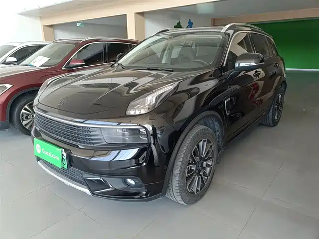 Lynk & Co Lynk & Co 01 Em-P Lynk & Co 01 Em-P 2019 1.5t Phev Plus — фото