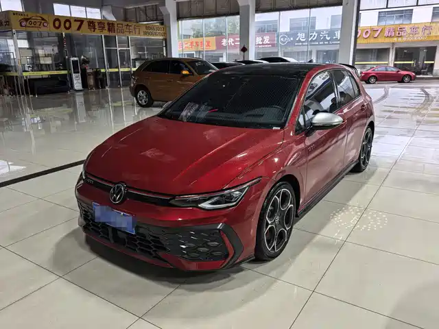 Volkswagen Golf Gti Golf GTI 2025 380TSI DSG GTI — фото