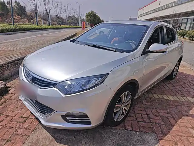Chang'An Eado Xt Eado Xt 2015 1.6l Manual Cool Type National Iv — фото