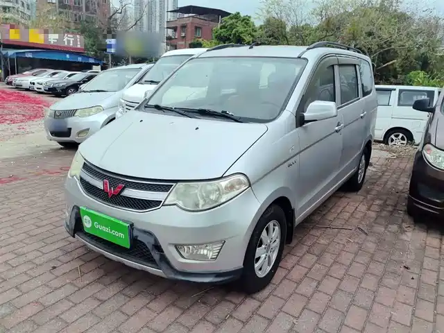 Wuling Motors Wuling Hongguang Wuling Hongguang 2014 1.5l S Standard Model — фото
