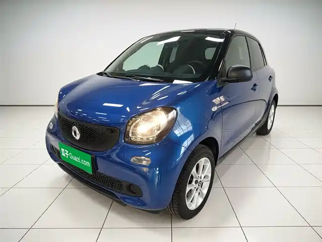 Smart Smartforfour Smart Forfour 2016 1.0l 52kw Smart Version — фото