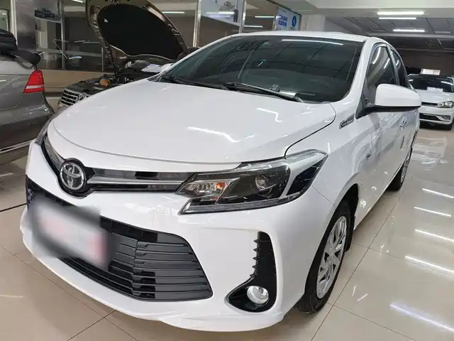 Toyota Vios Vios 2022 1.5l 20th Anniversary Edition — фото
