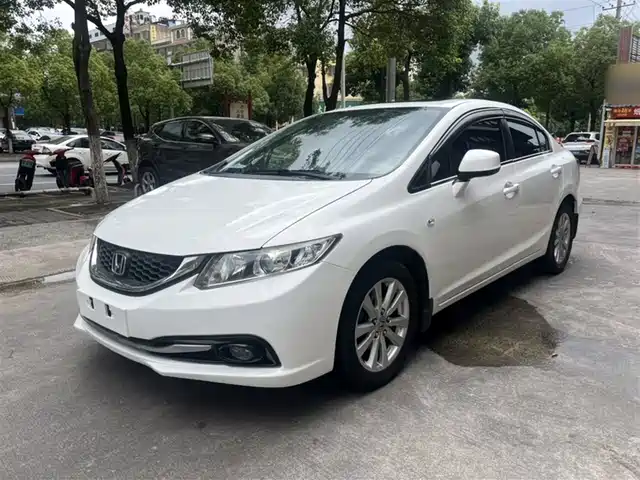 Honda Civic Civic 2014 1.8l Automatic Comfort Version — фото