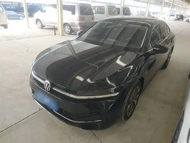 Volkswagen Magotan Magotan 2024 300tsi Dsg Exclusive Edition Conspicuous Package — фото