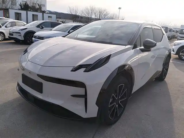 Very Kryptonian Jikrx Jikrypton X 2025 Four-Seater Rear Exorcism Cube Version — фото