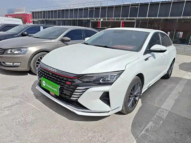 Dongfeng Fengshen Yixuan Max Yixuan Max 2023 1.5t Super Dad Version — фото