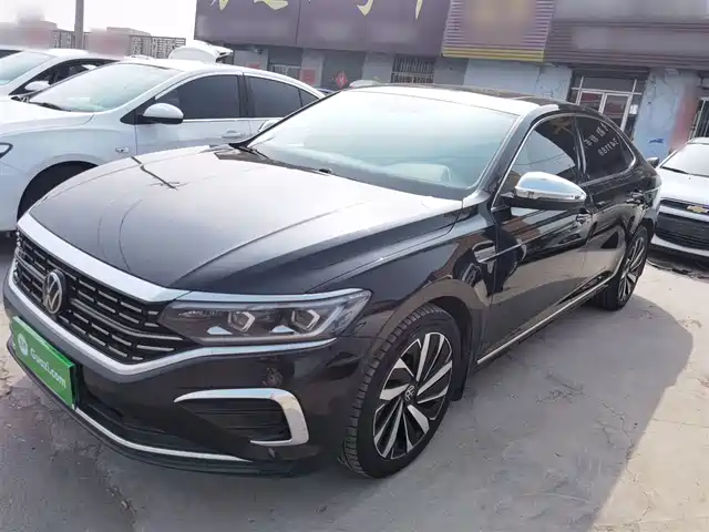 Volkswagen Passat Passat 2022 330tsi Deluxe Edition — фото