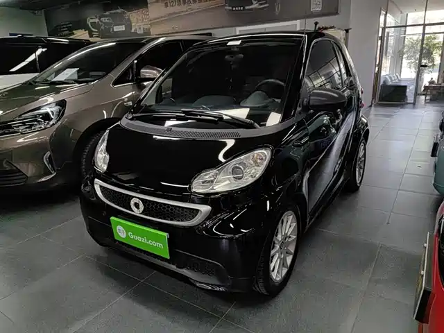 Smart Smart Fortwo Smart Fortwo 2012 1.0 Mhd Hardtop Comfort Version — фото