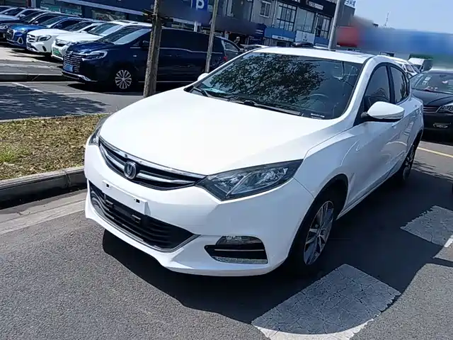 Chang'An Eado Xt Eado Xt 2016 1.6l Automatic Handsome Model — фото